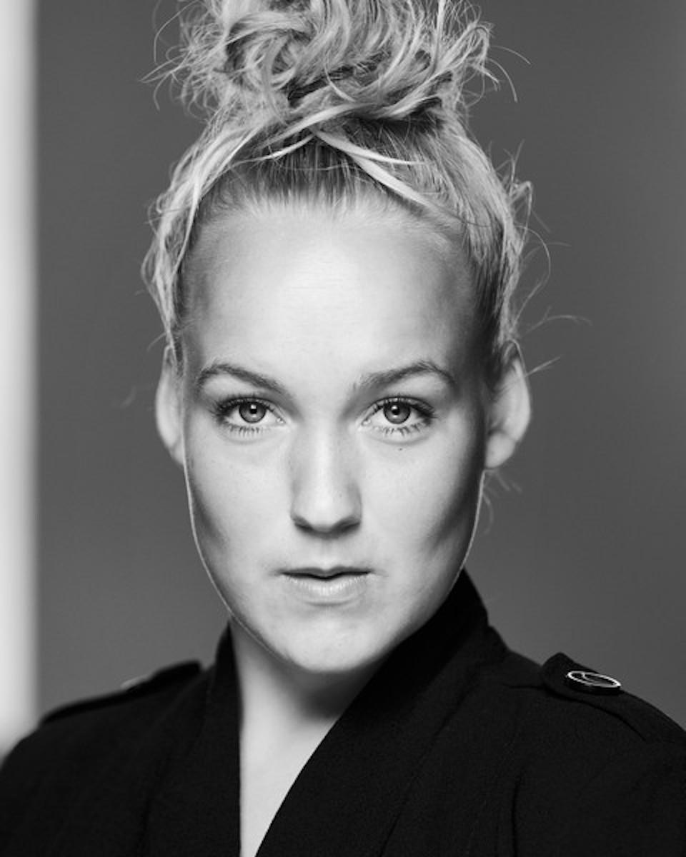Jessica Dinnage image