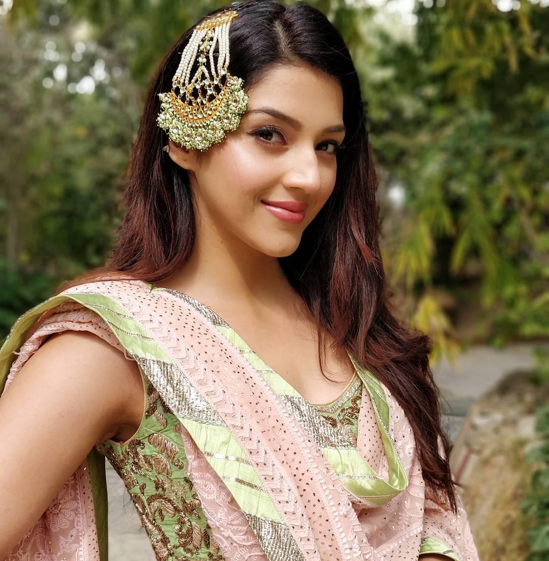 Mehreen Pirzada image