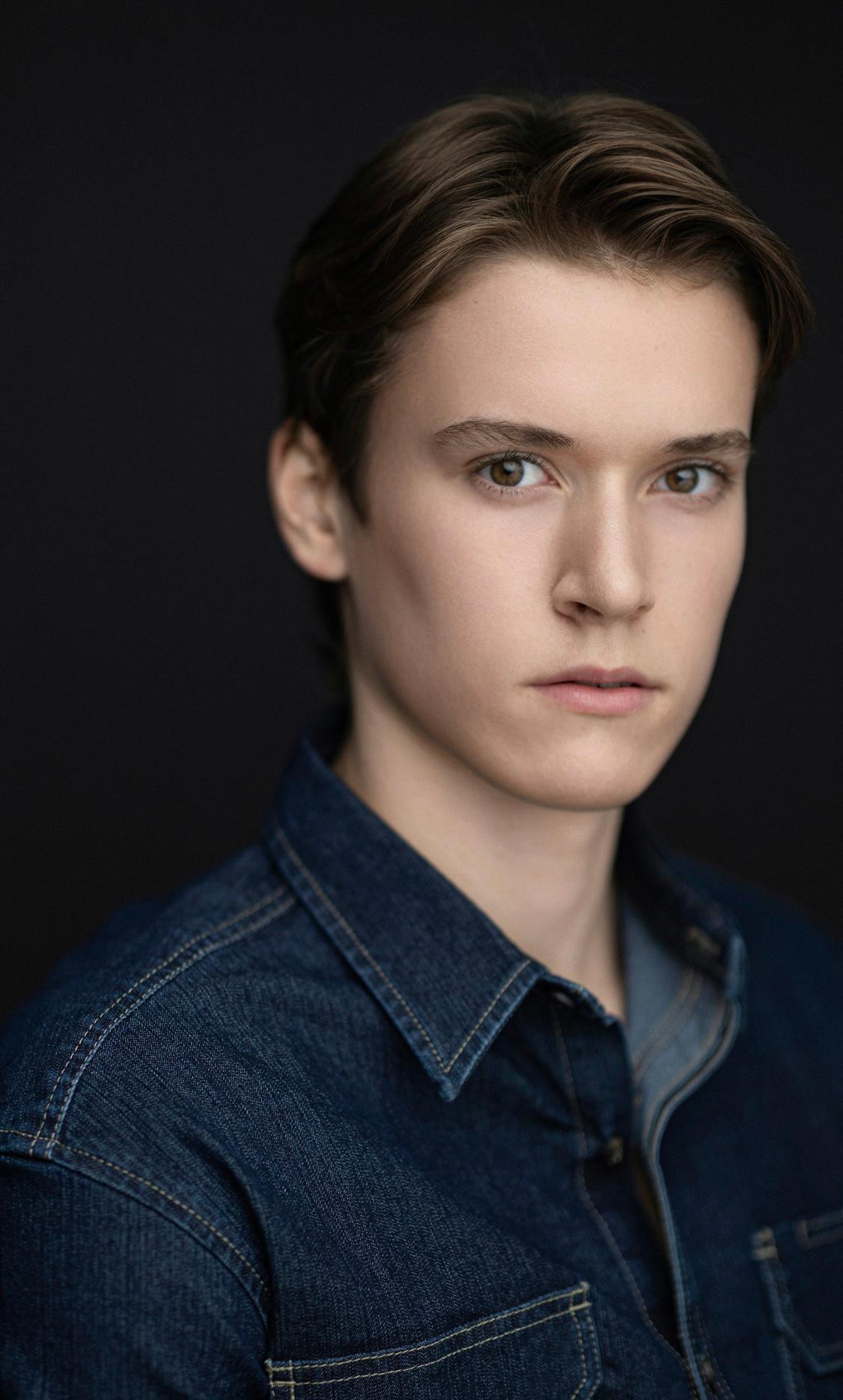 Everett Andres image