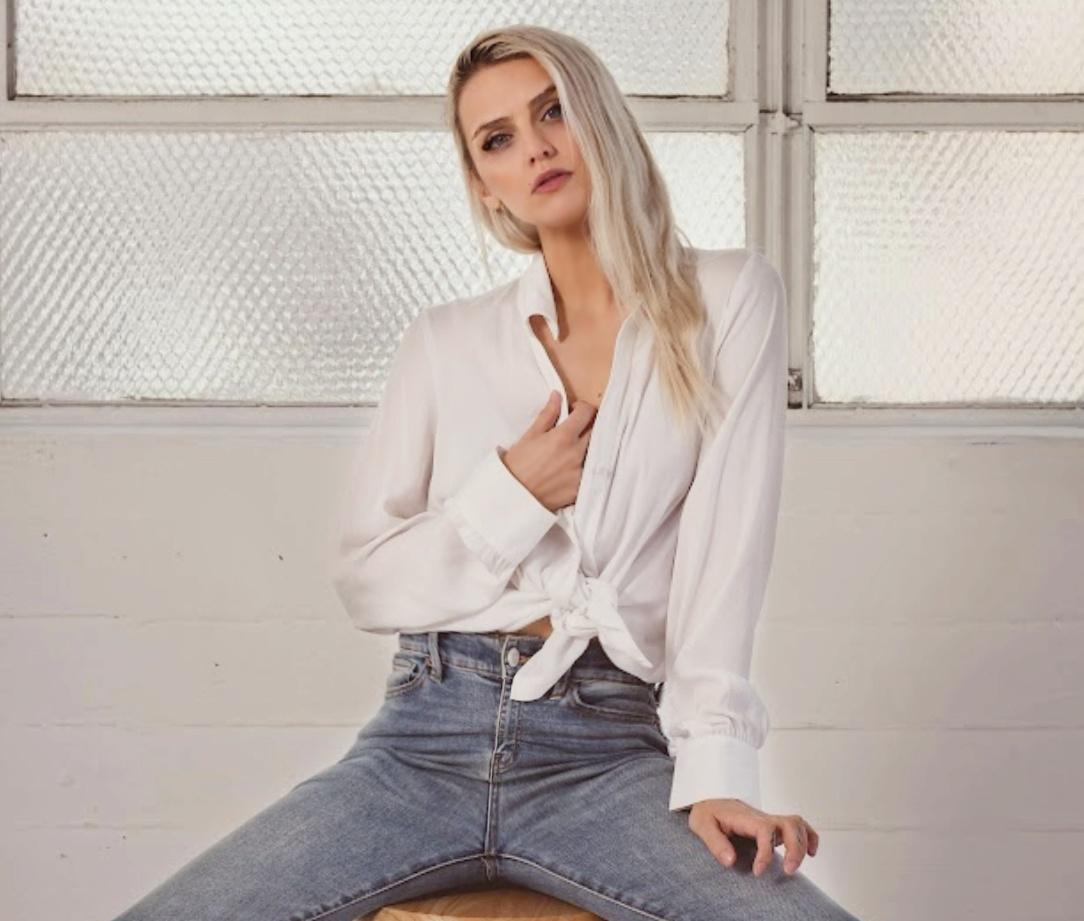 Emily Sweet image