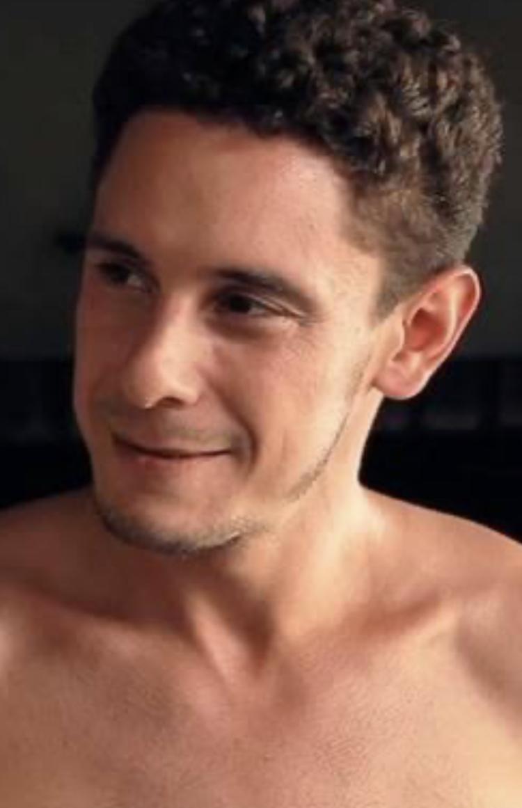 Lucas Papa image