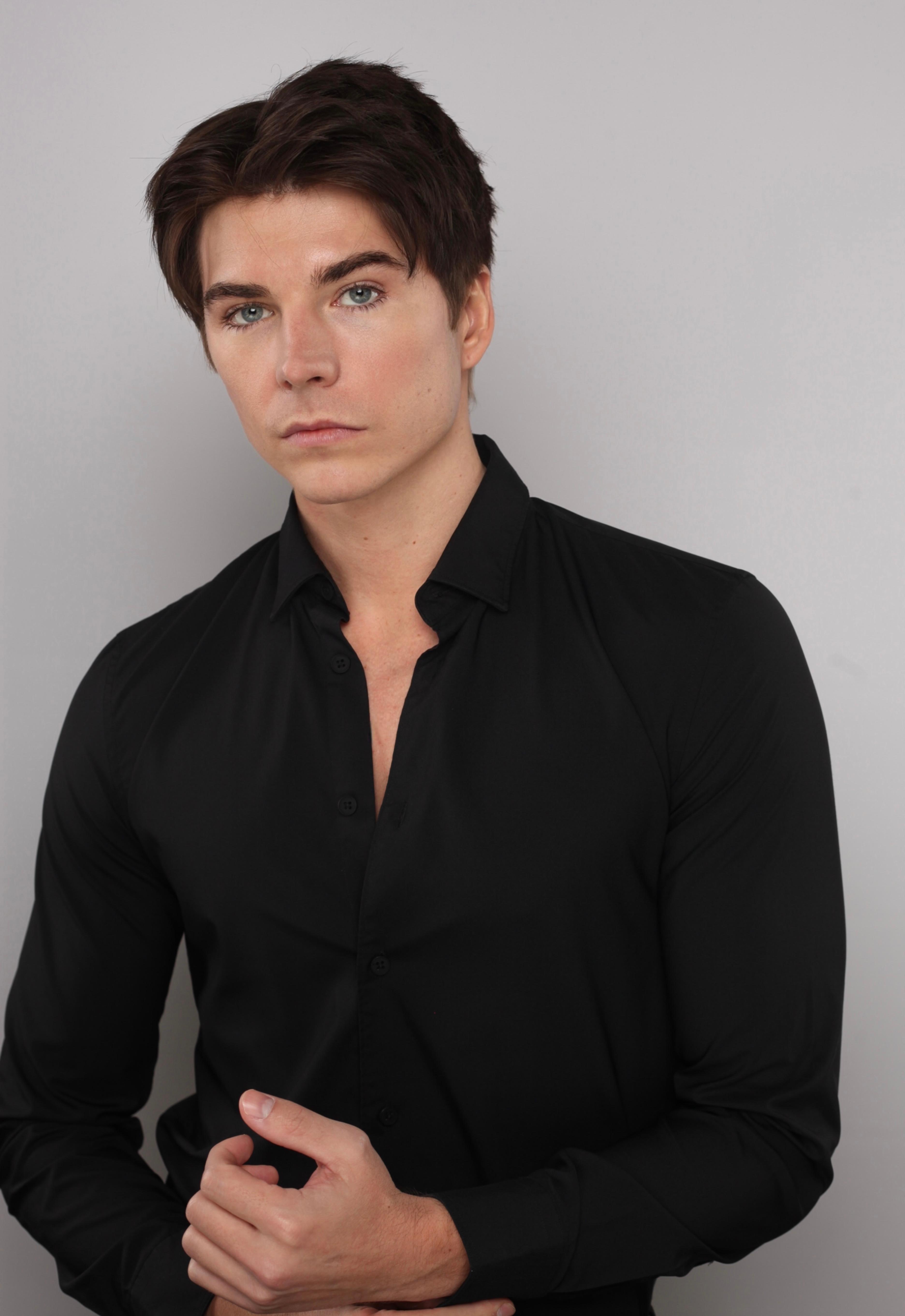 Javier Luna image