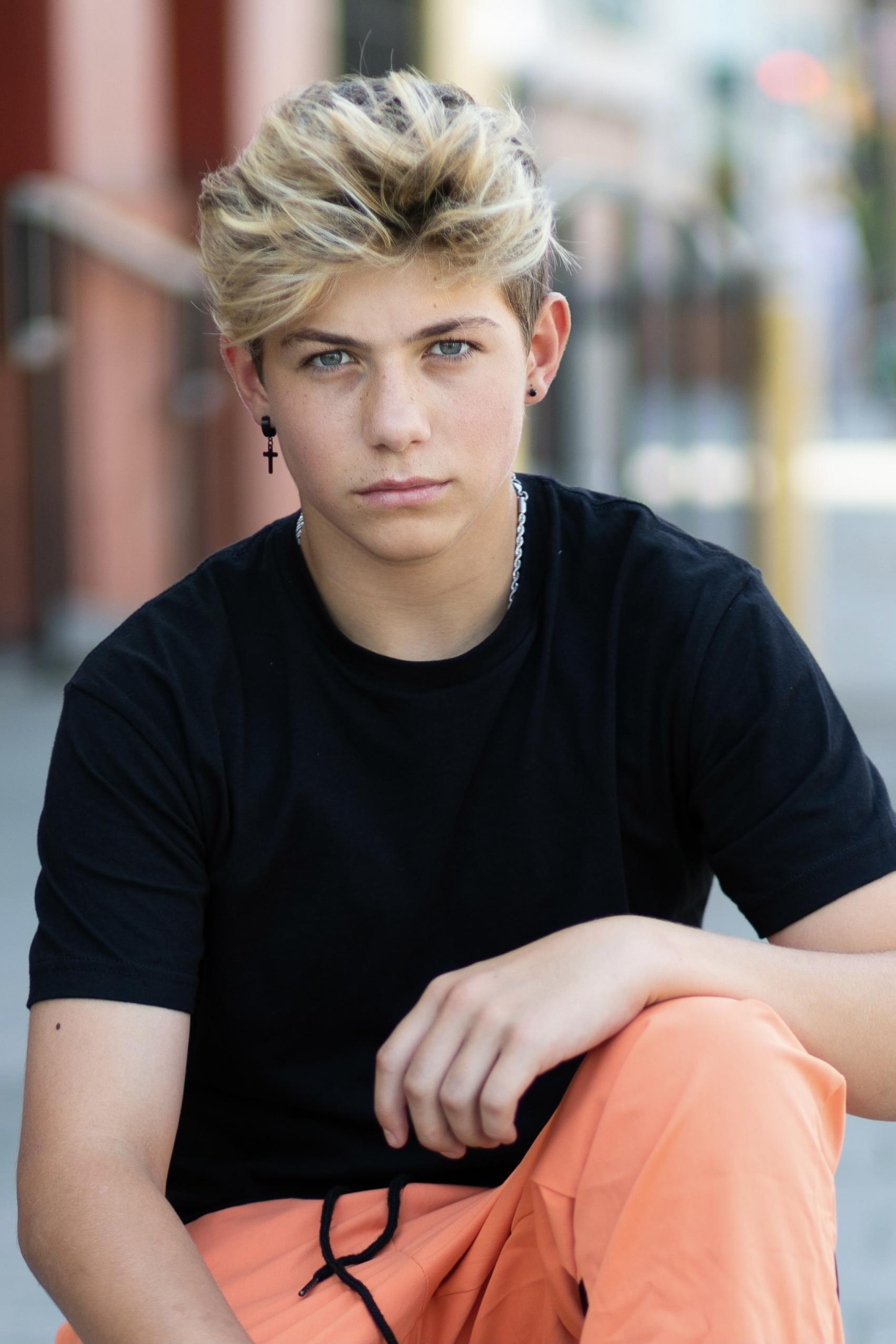 Walker Bryant image