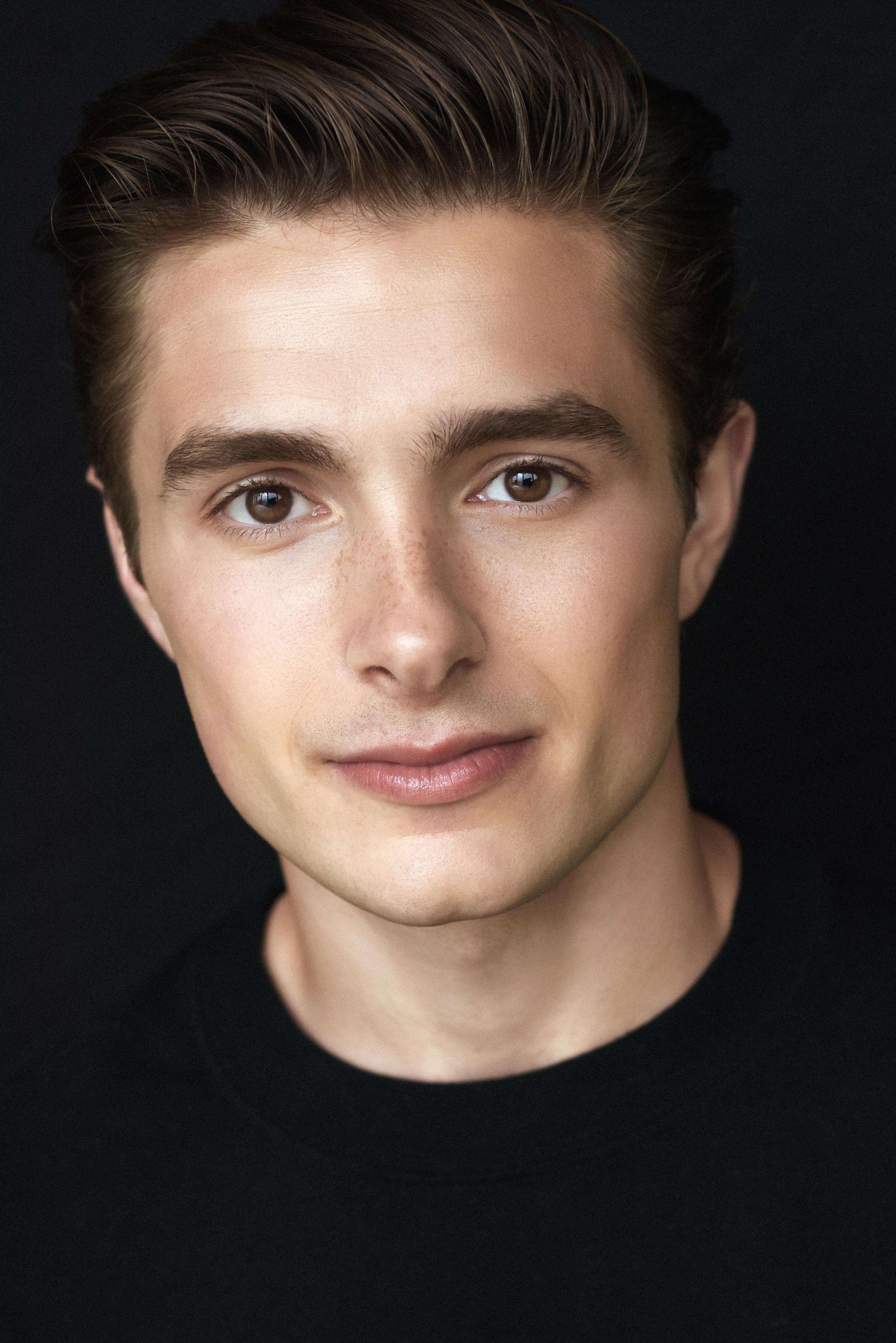 Gino Anania image