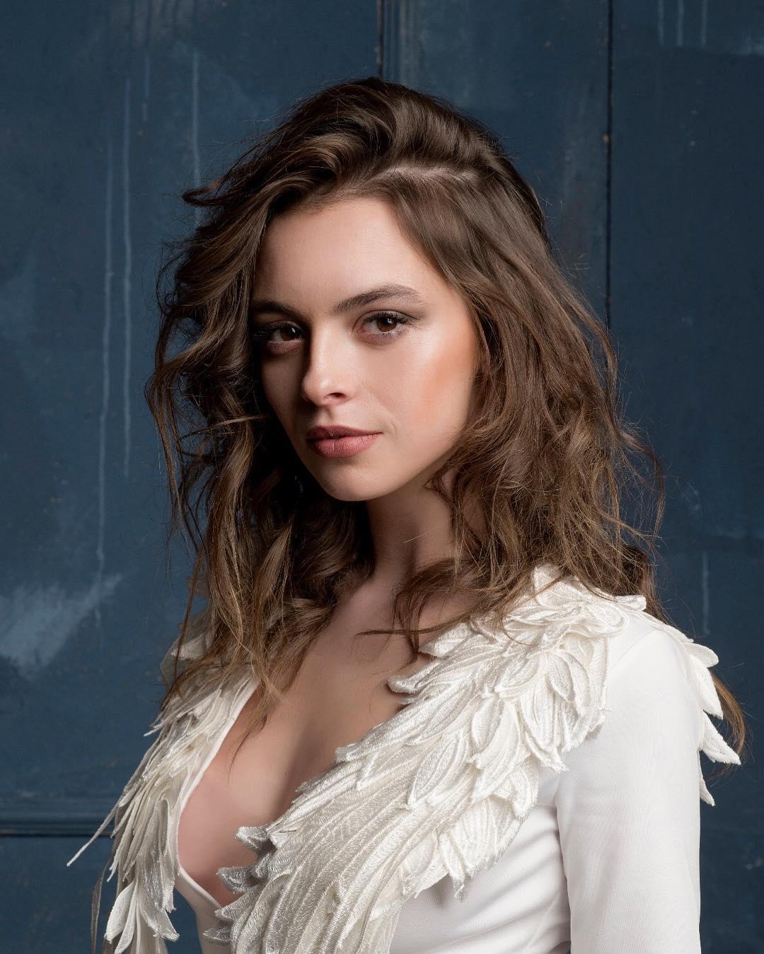 Melis Sezen image