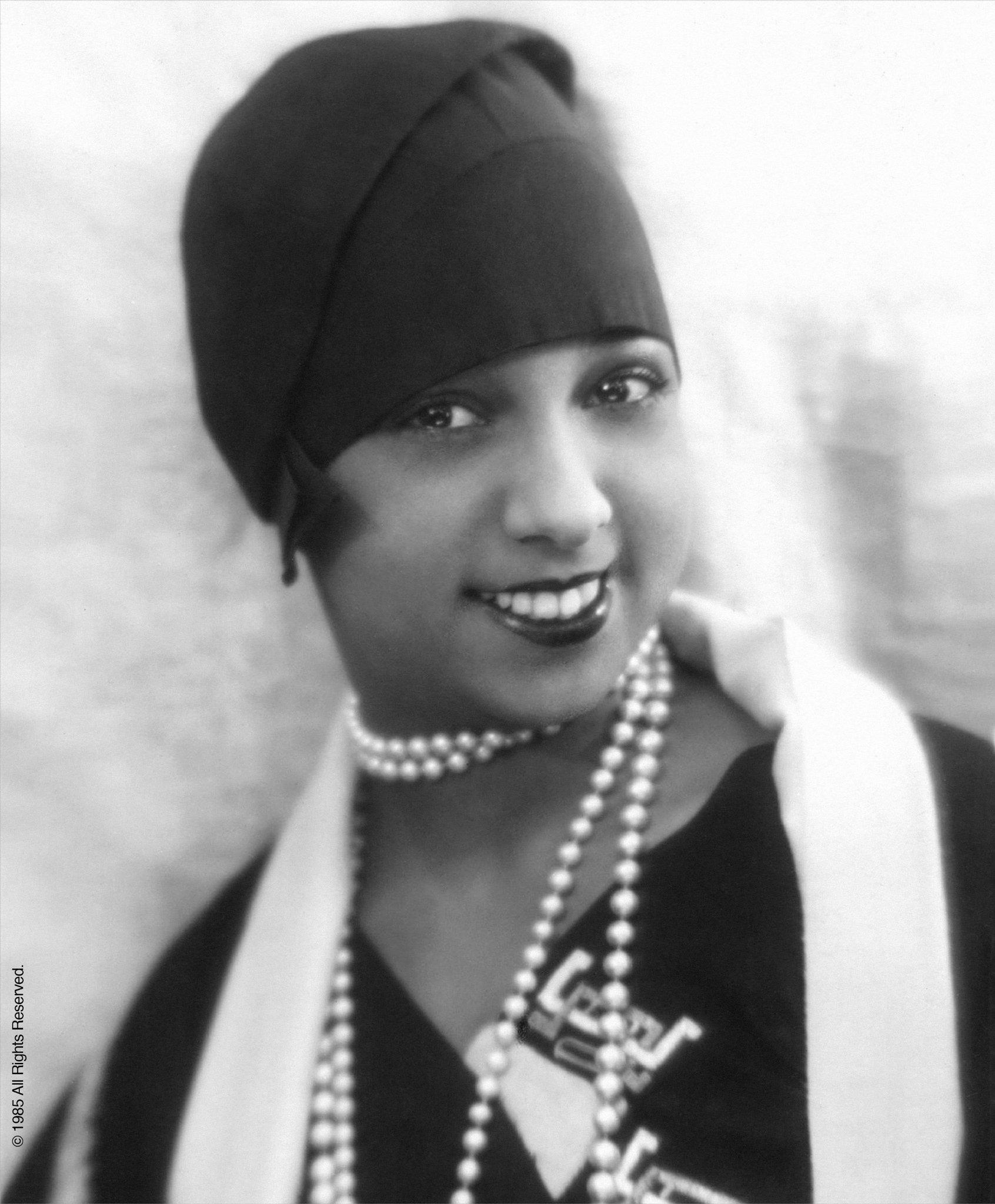 Josephine Baker image