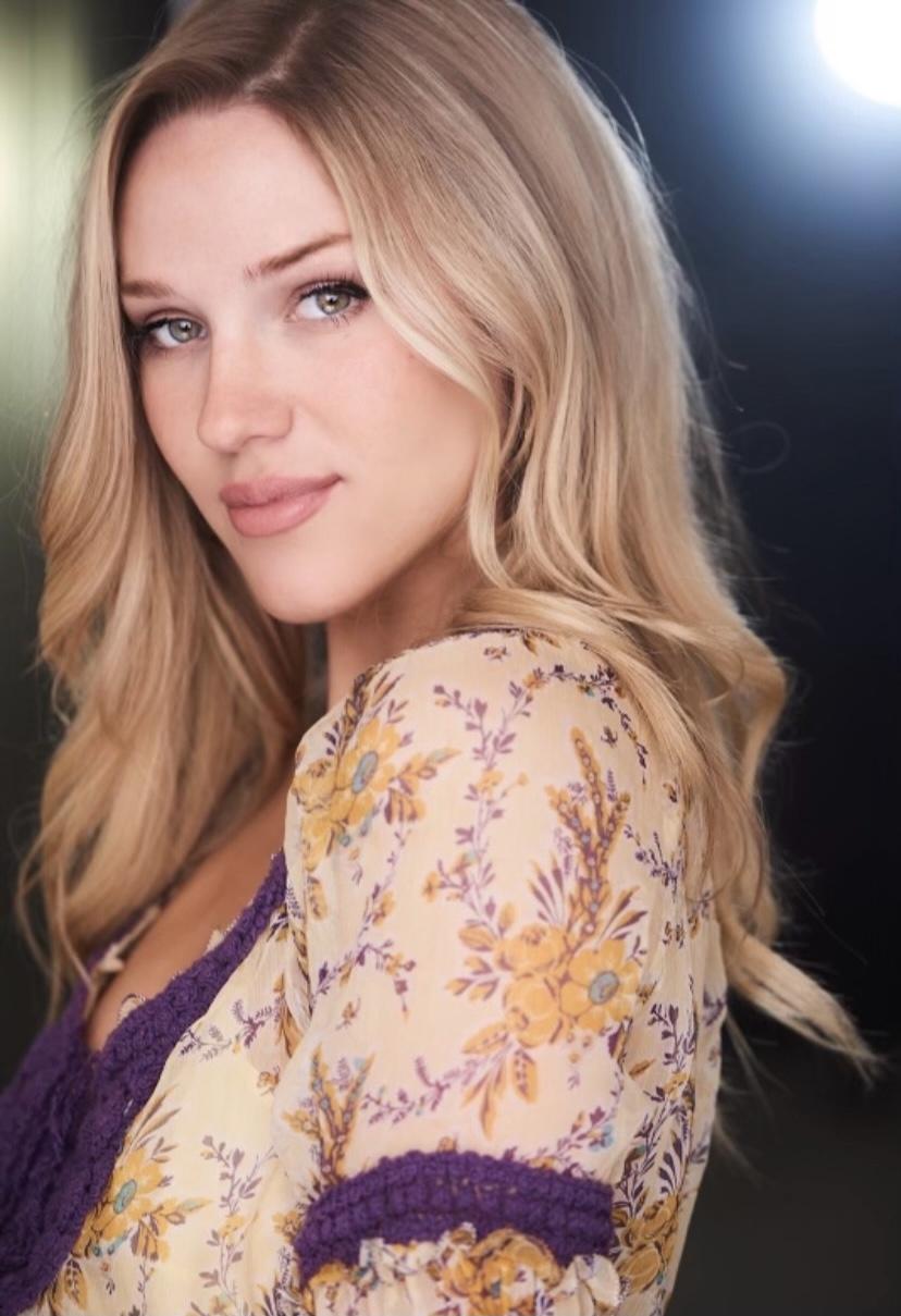 Elizabeth Posey image