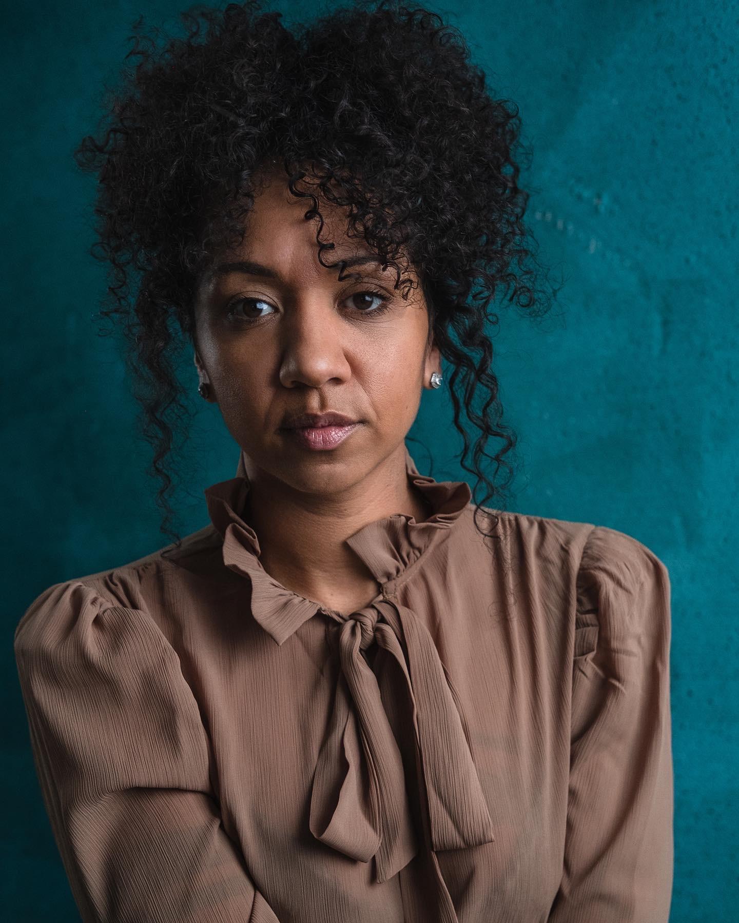 Alexandria Riley image