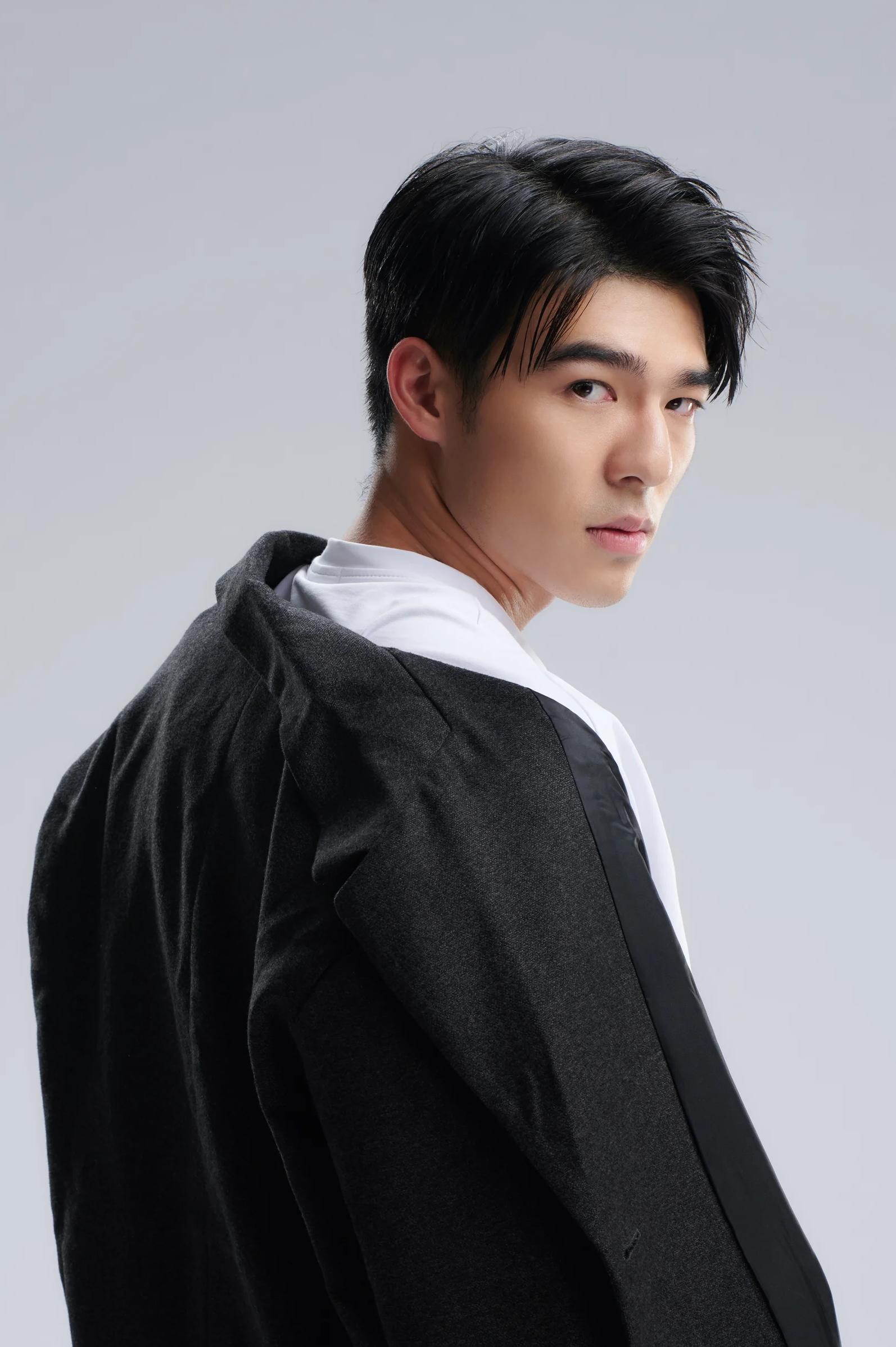 Edward Chen image