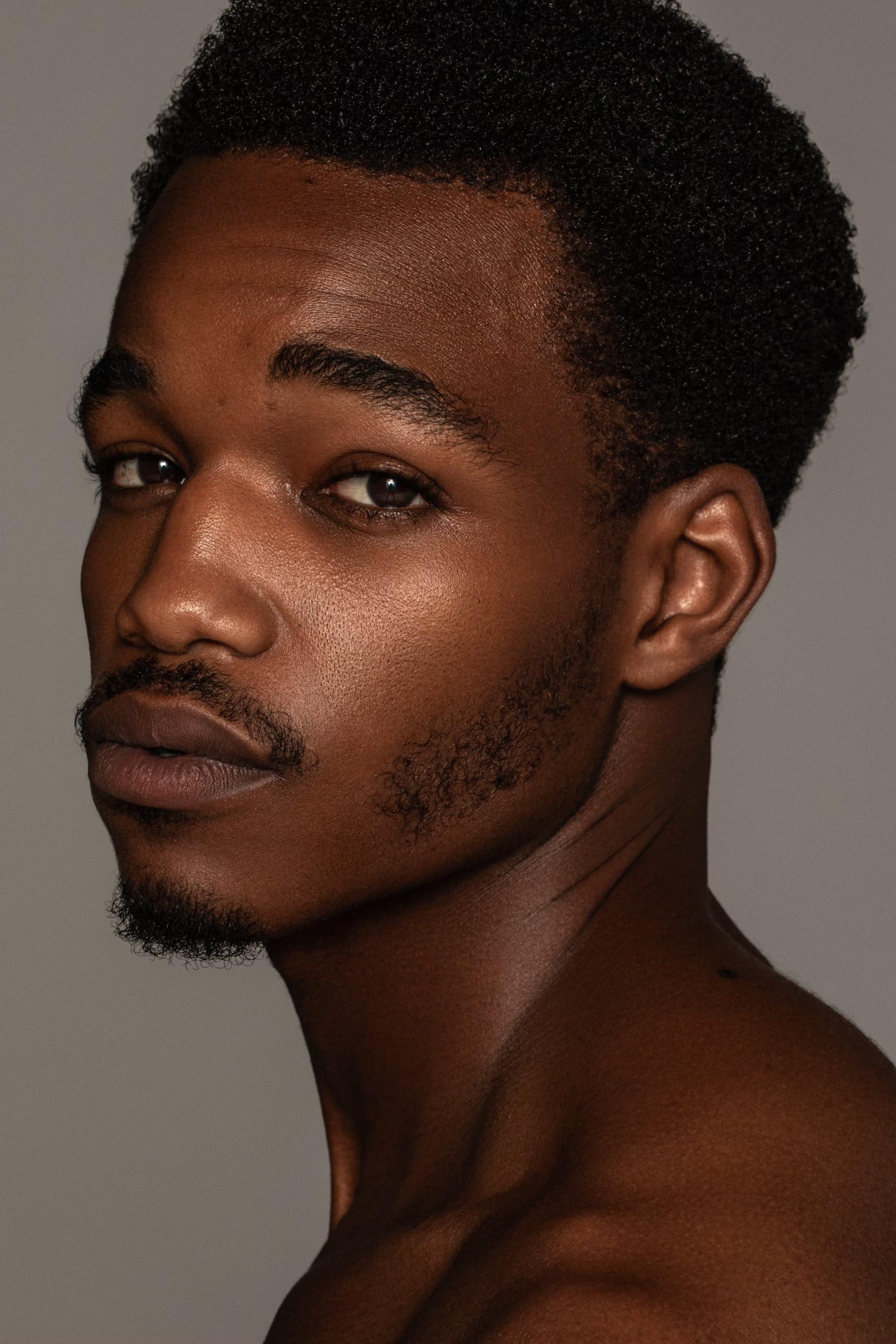 Julian Green image