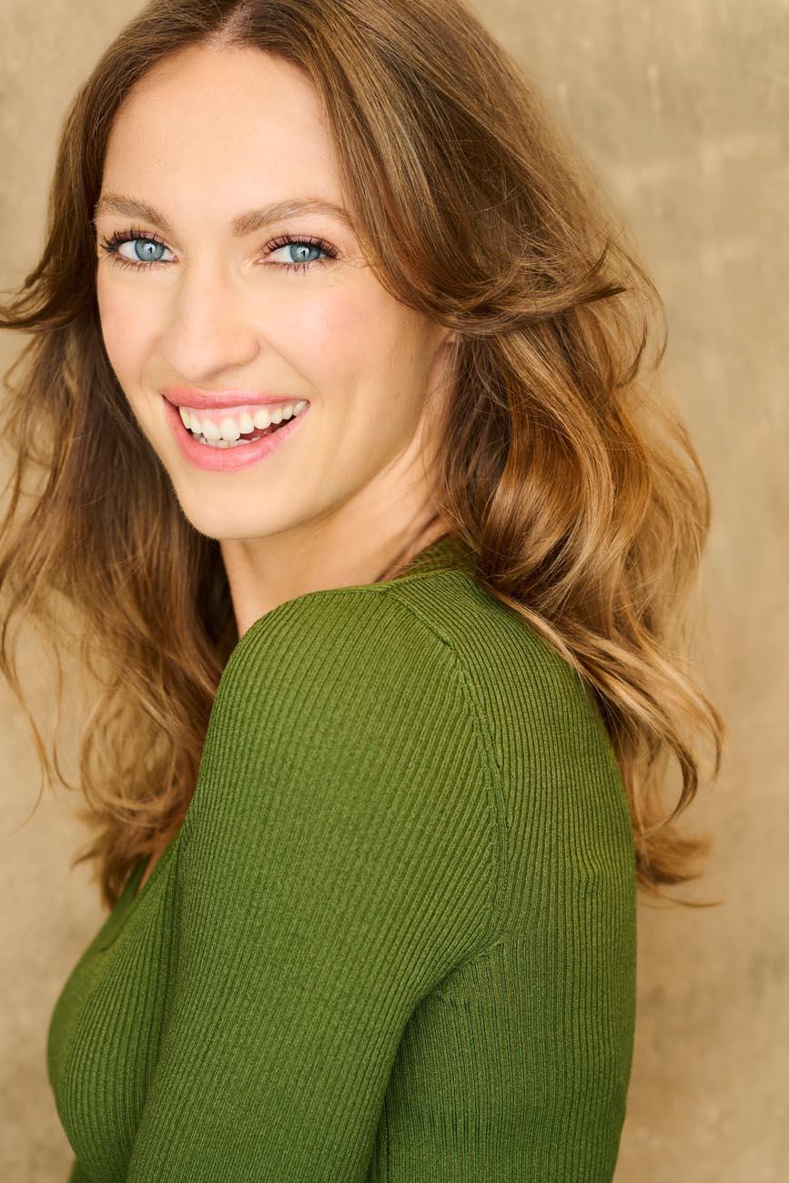 Olivia Buckle image