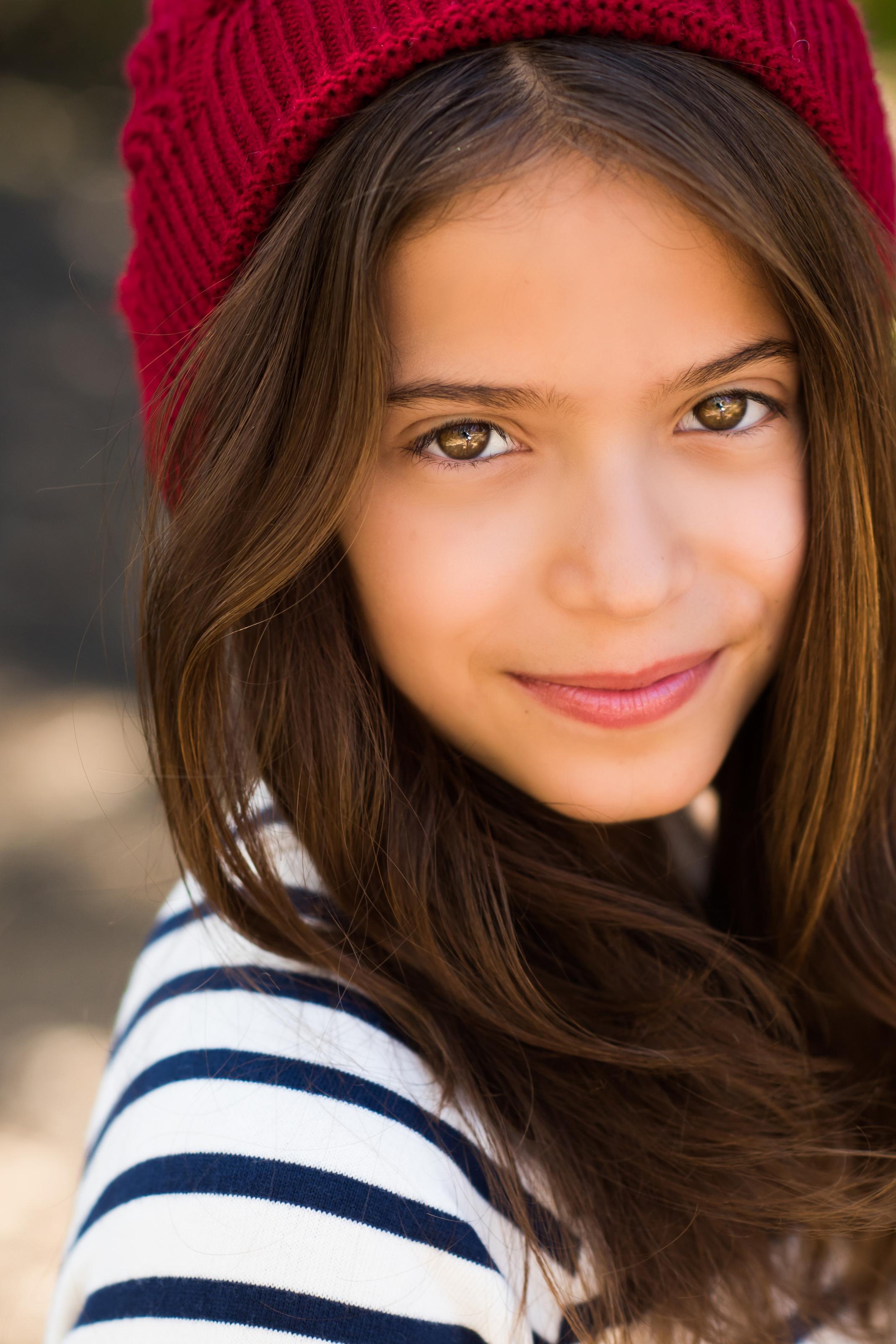 Shira Barnett image