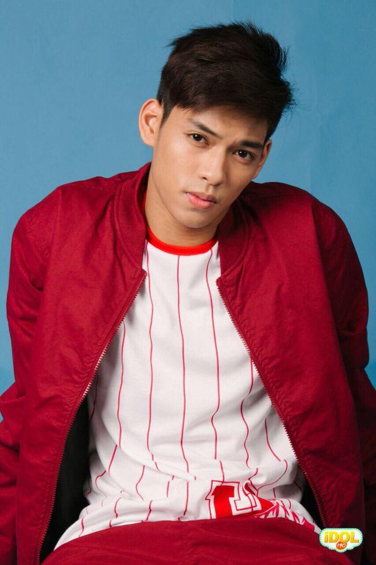 Ricci Rivero image