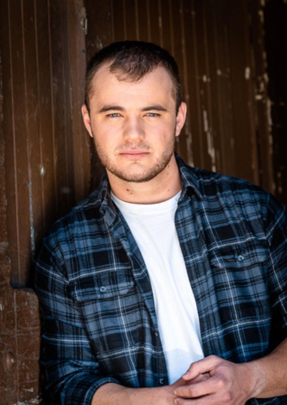 Dylan Hughes image