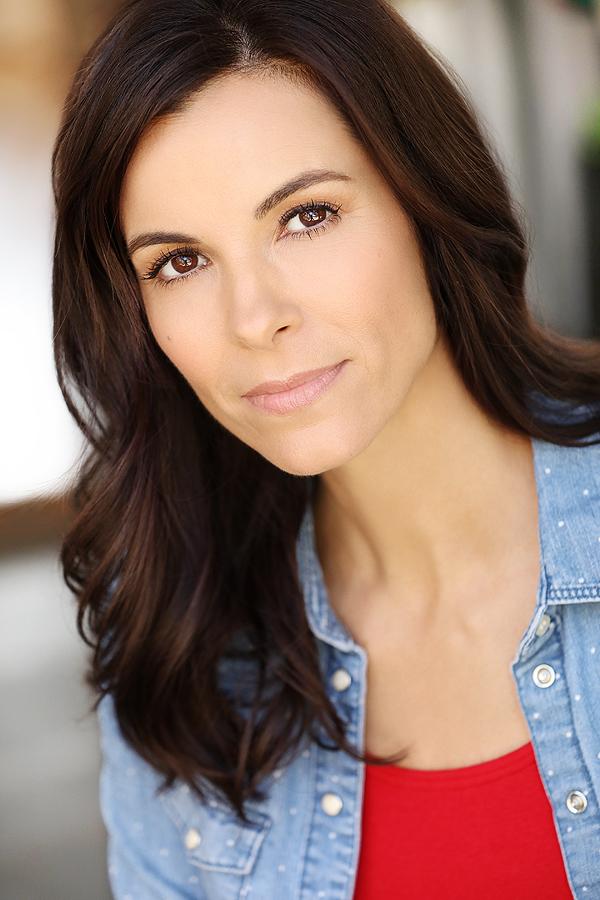 Gina Simms image