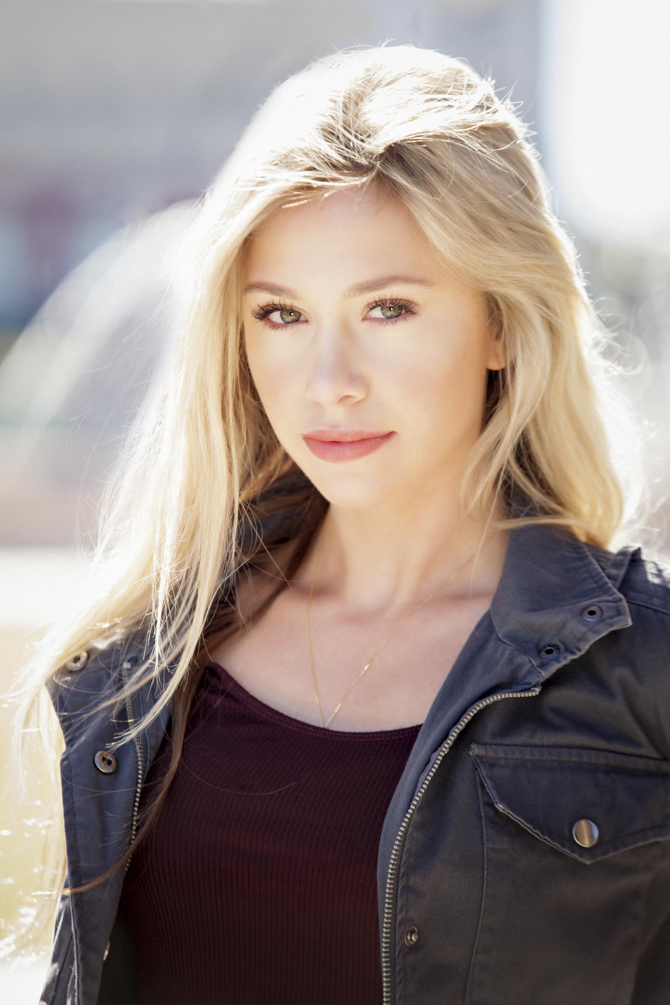 Taylor Cynthia Halsey image