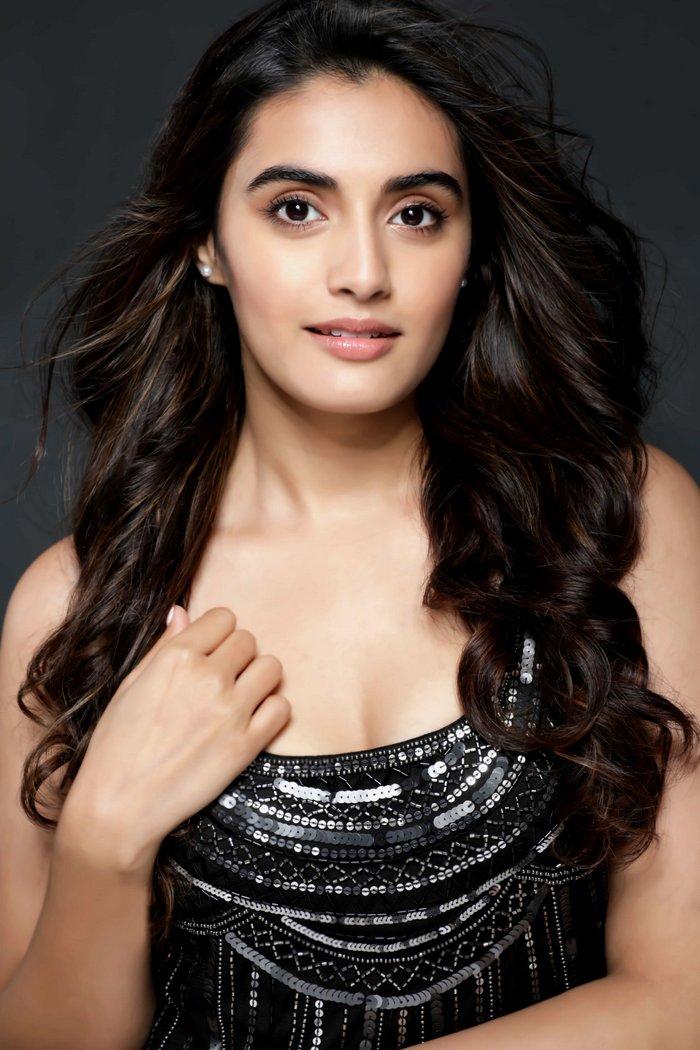 Divyansha Kaushik image