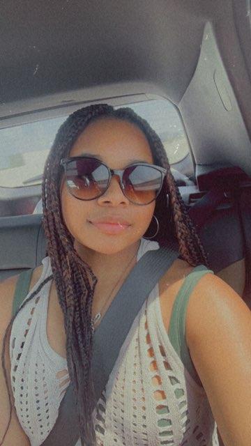 Mercedes profile photo