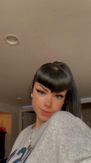 madi profile photo
