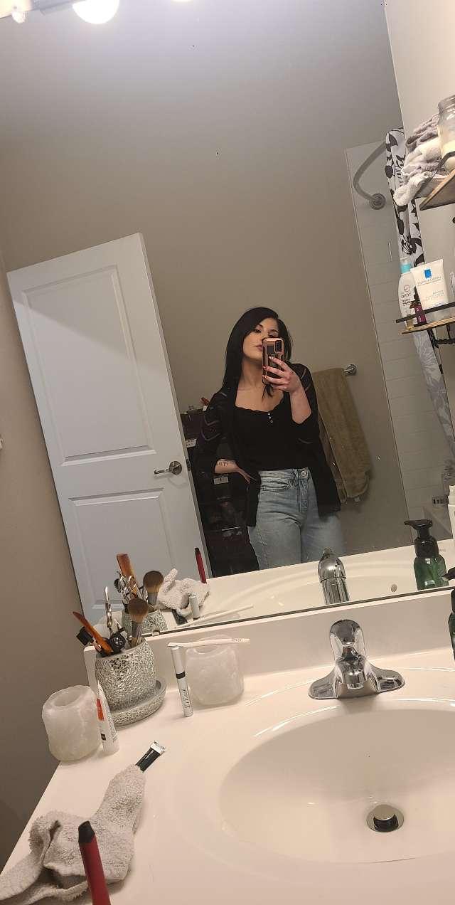 Alexis profile photo