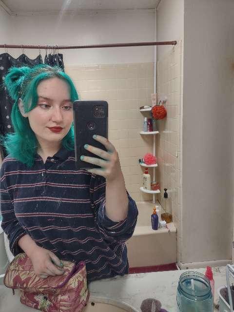 Summer profile photo