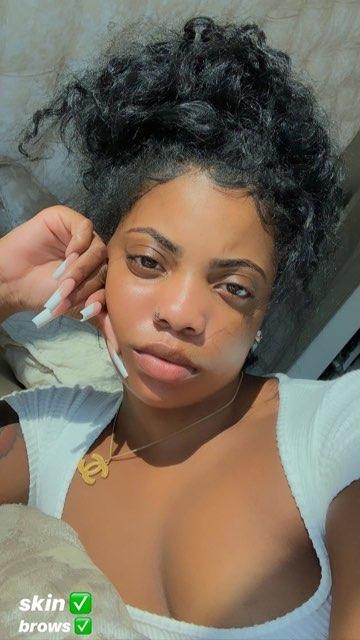 miss_netflix&chill profile photo