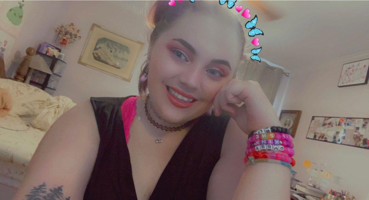 abbi profile photo