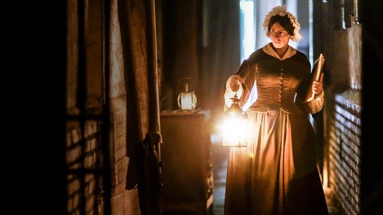 Florence Nightingale: Nursing Pioneer image