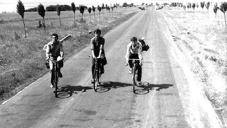 Cyclists in Love image
